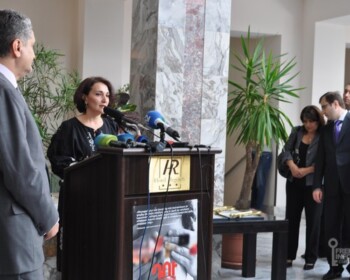 ԻԱԿ հիմնադիր անդամ Լիանա Դոյդոյանը հայտարարում է մրցանակակիրներին